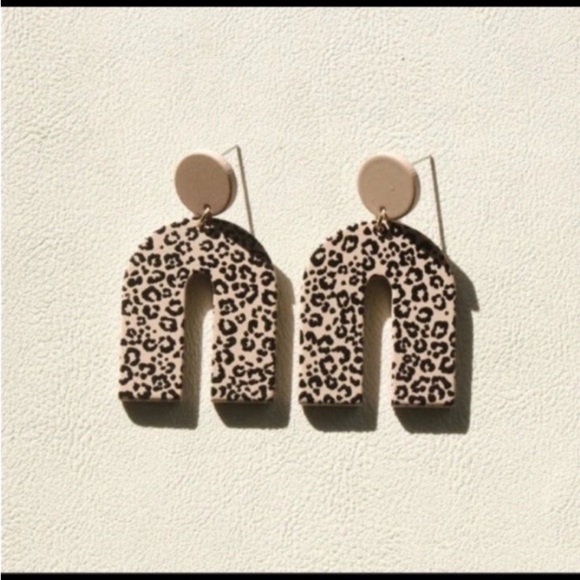 Leopard Geometric Drop earrings - Picture 4 of 6